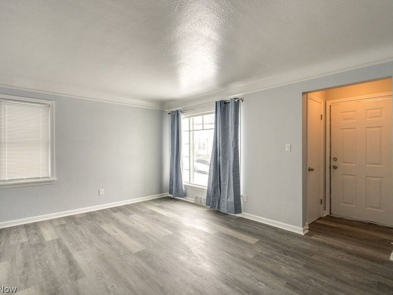 9809 Way Avenue, Cleveland, OH 44105 Photo 3