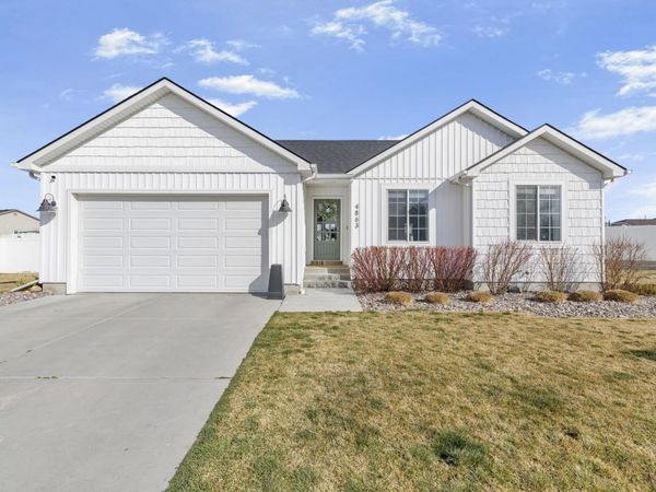 4863 Wiltshire, Chubbuck, ID 83202