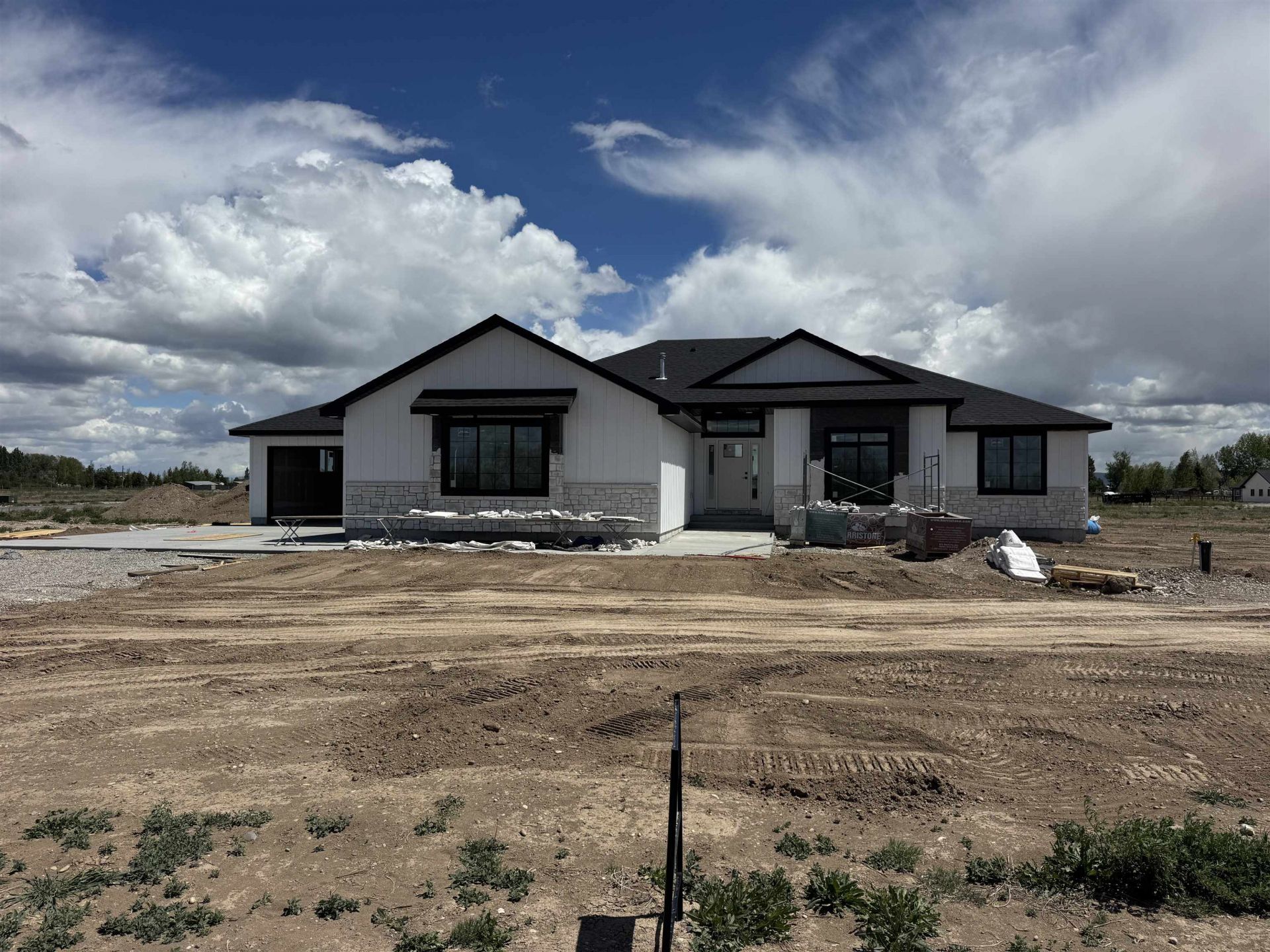 317 N 315 W, Blackfoot, ID 83221 Main Photo
