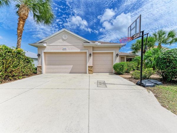 14325 SUNDIAL PLACE , LAKEWOOD RANCH, FL 34202