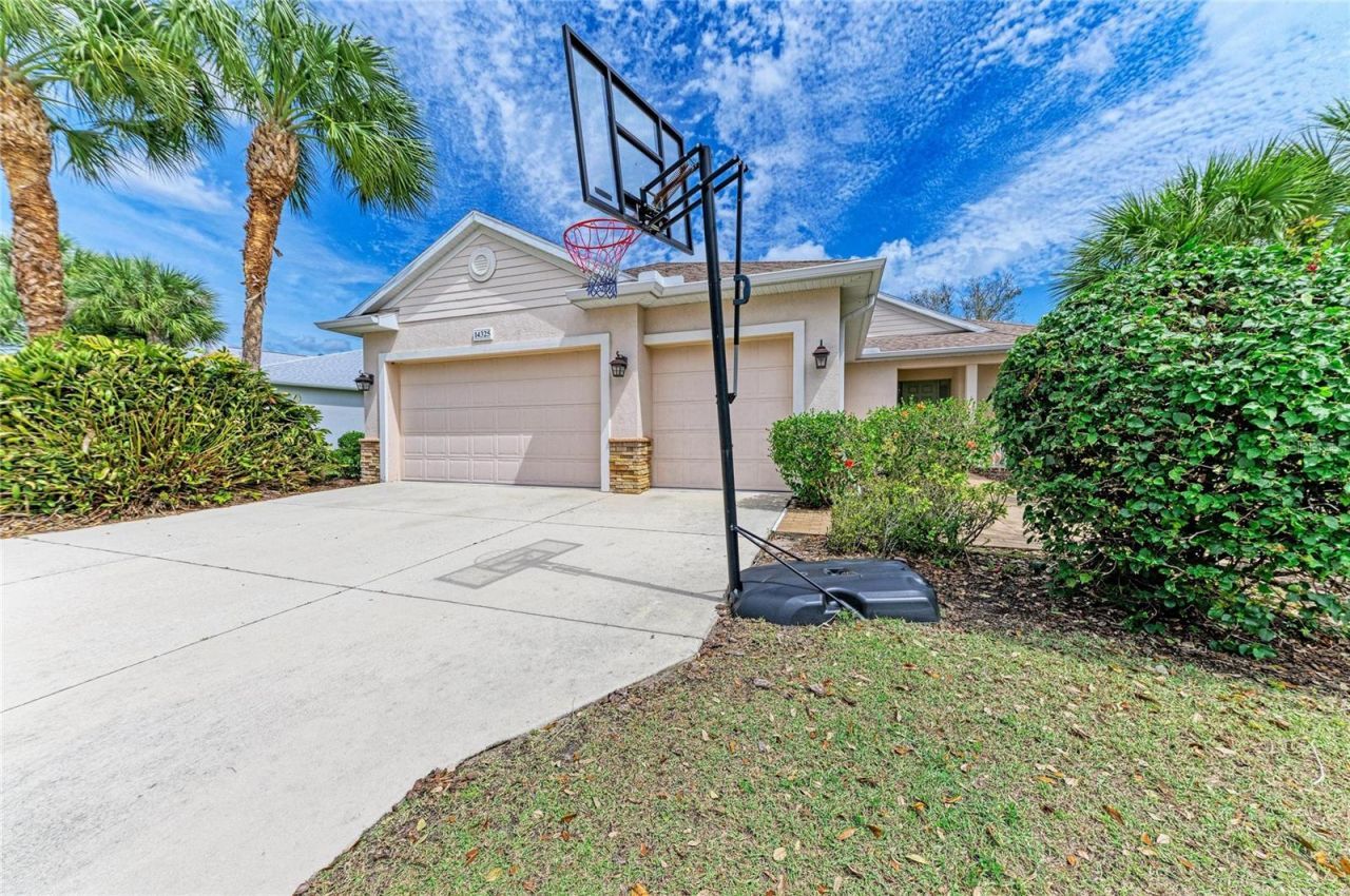 14325 Sundial Place, Lakewood Ranch, FL 34202 Photo