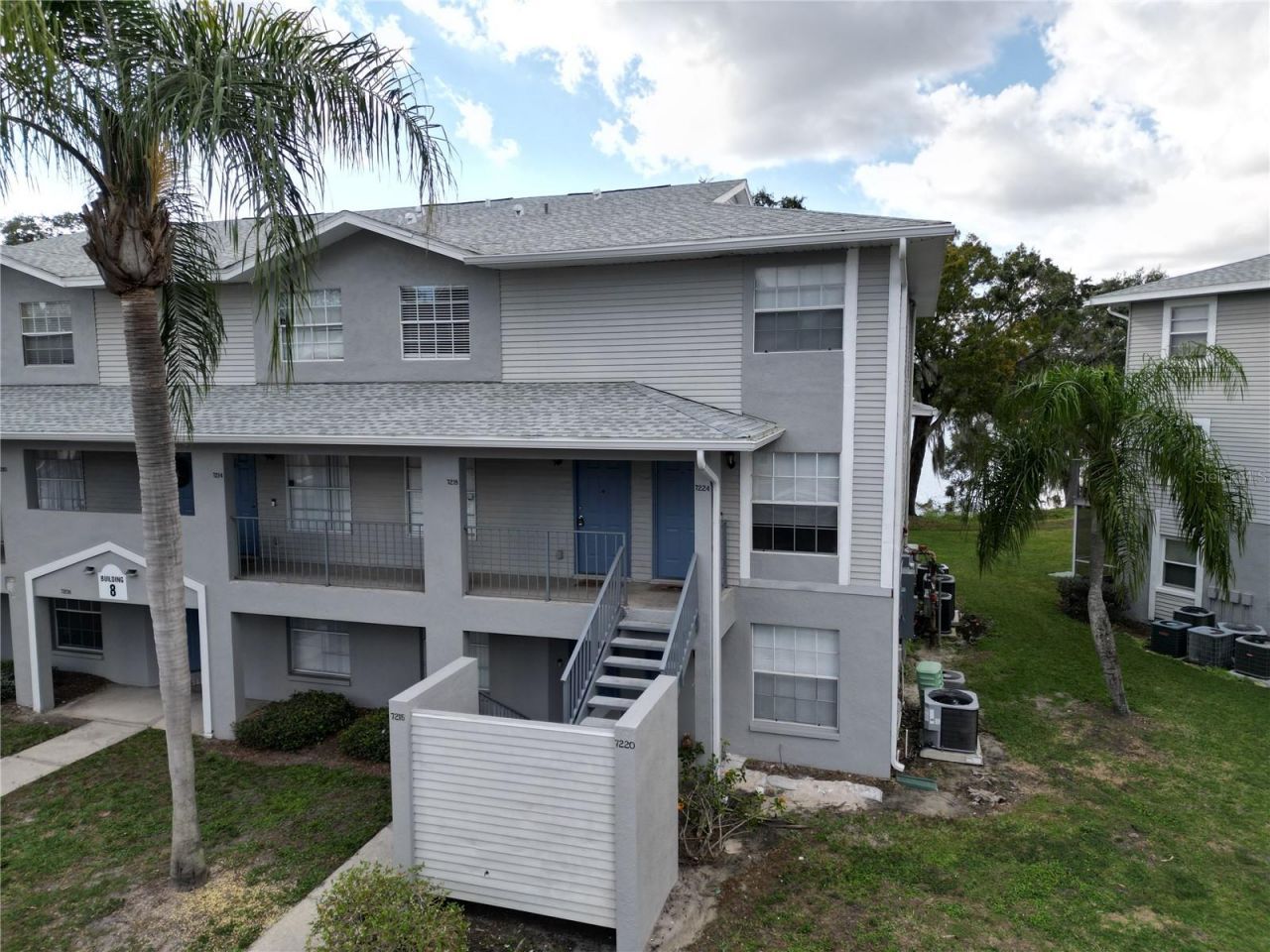 7218 E Bank Drive, Unit 205, Tampa, FL 33617 Main Photo