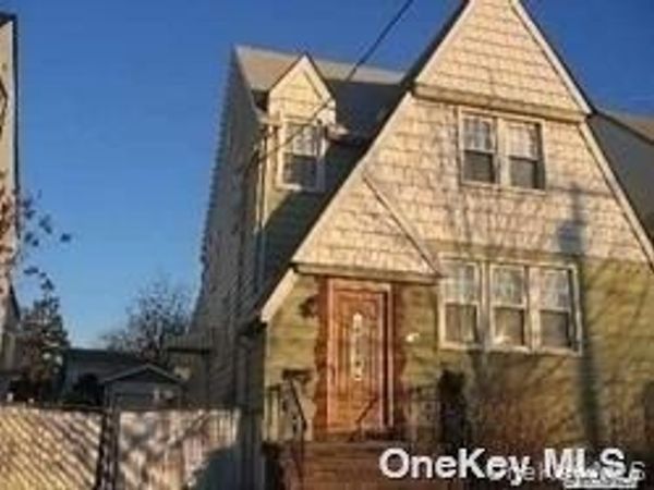 127 Gordon Road , Valley Stream, NY 11581