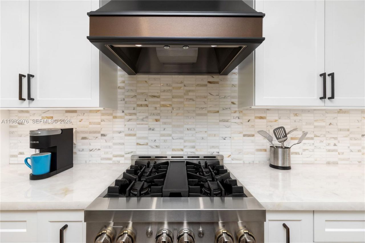 6975 SW 149th Ter , Palmetto Bay, FL 33158 Photo