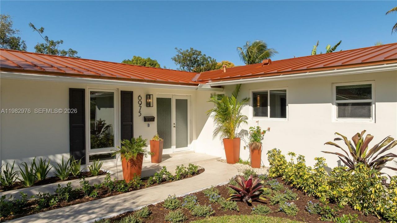 6975 SW 149th Ter , Palmetto Bay, FL 33158 Photo