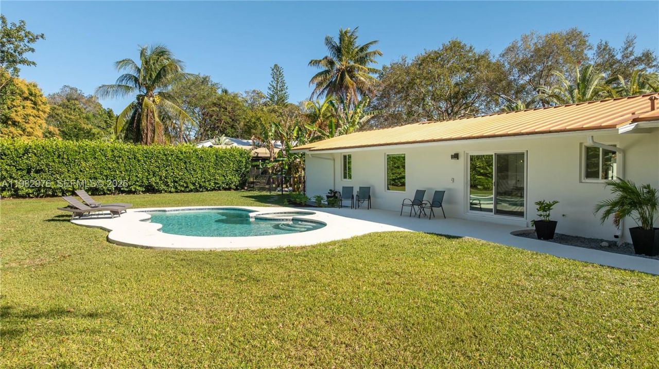 6975 SW 149th Ter , Palmetto Bay, FL 33158 Photo