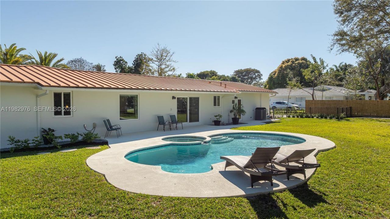 6975 SW 149th Ter , Palmetto Bay, FL 33158 Photo