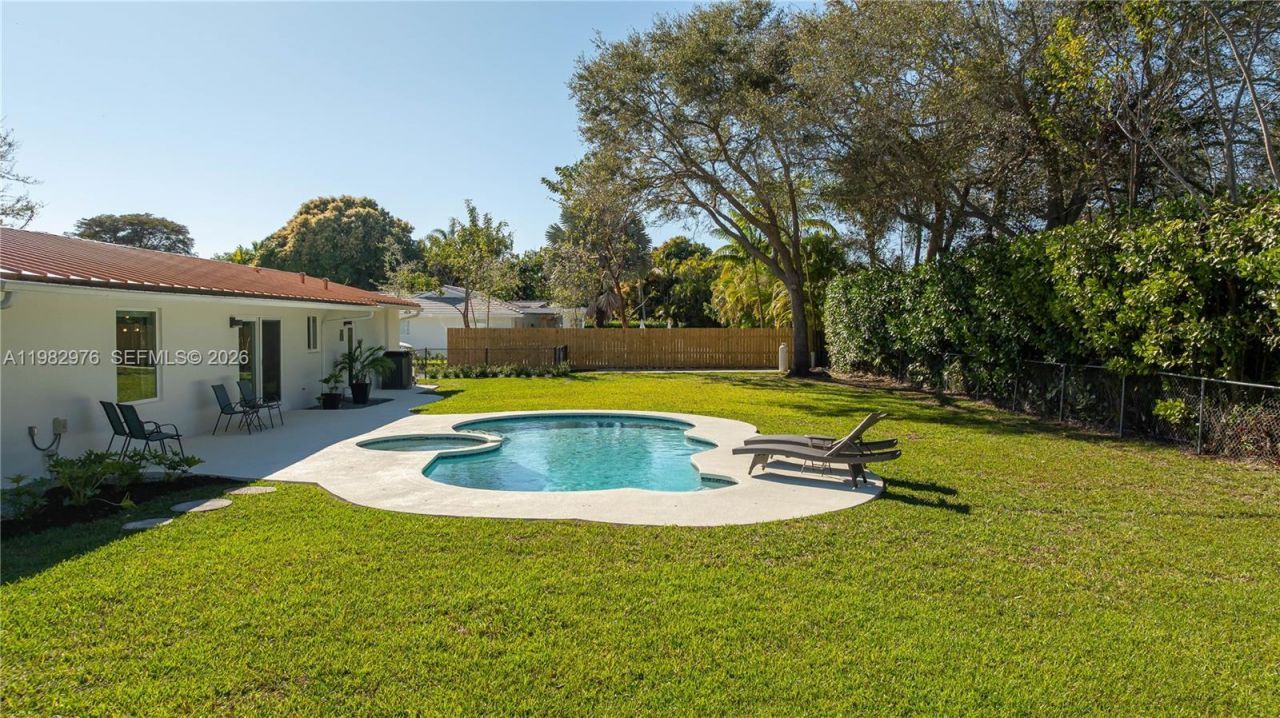 6975 SW 149th Ter , Palmetto Bay, FL 33158 Photo