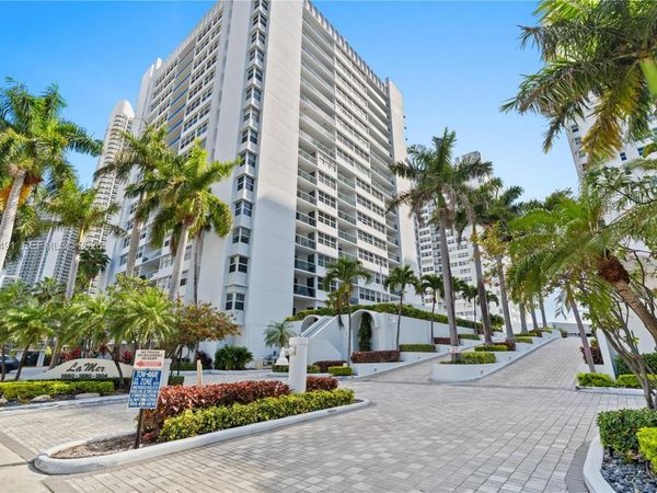 1890 S Ocean Dr, Unit 1002, Hallandale Beach, FL 33009