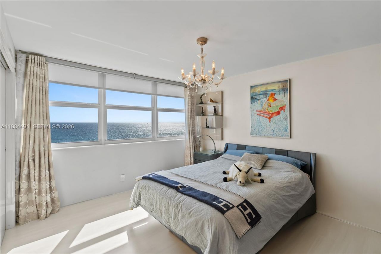 1890 S Ocean Dr, Unit 1002, Hallandale Beach, FL 33009 Photo