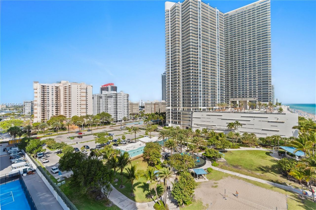 1890 S Ocean Dr, Unit 1002, Hallandale Beach, FL 33009 Photo
