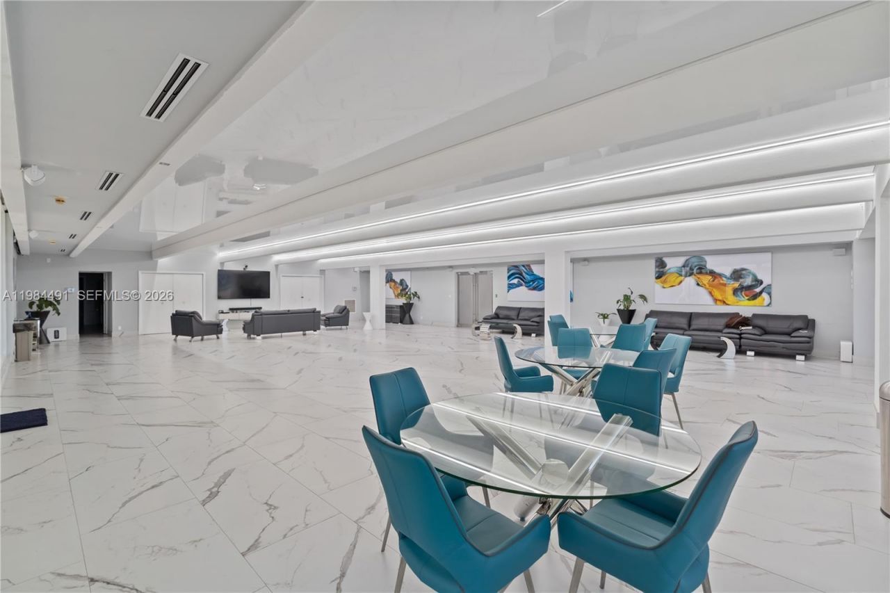 1890 S Ocean Dr, Unit 1002, Hallandale Beach, FL 33009 Photo