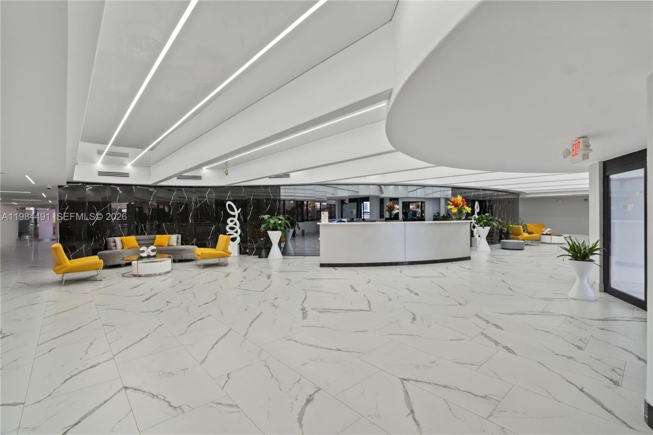 1890 S Ocean Dr, Unit 1002, Hallandale Beach, FL 33009 Photo