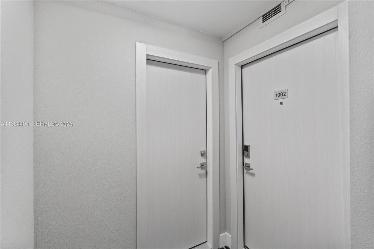 1890 S Ocean Dr, Unit 1002, Hallandale Beach, FL 33009 Photo