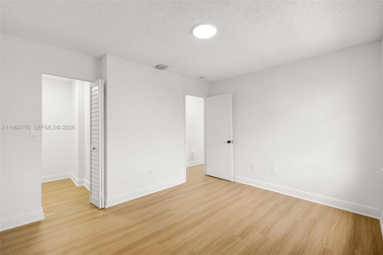 1392 NW 159th Ln , Pembroke Pines, FL 33028 Photo