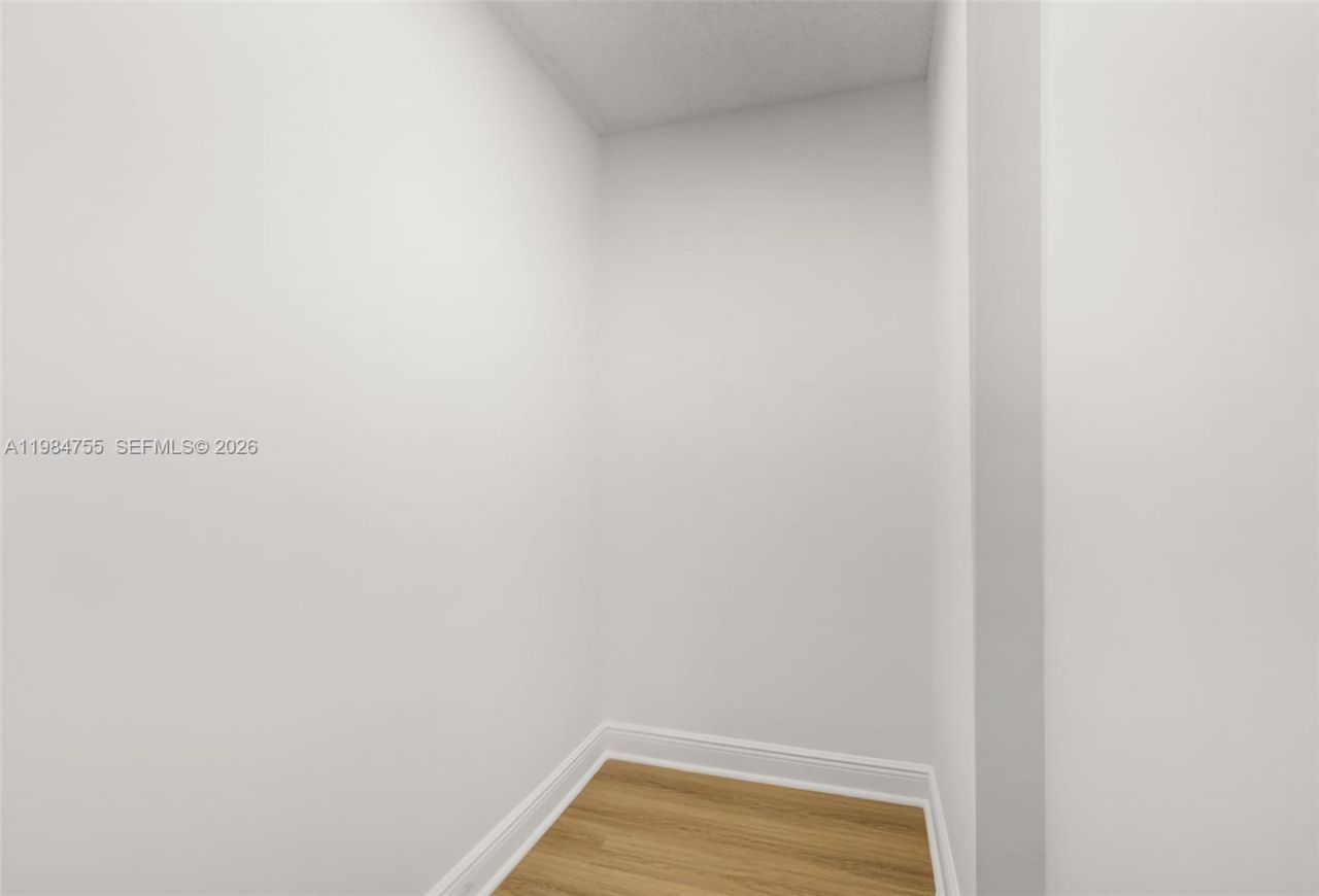 1392 NW 159th Ln , Pembroke Pines, FL 33028 Photo