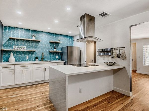 5091 Village Drive, Las Vegas, NV 89142