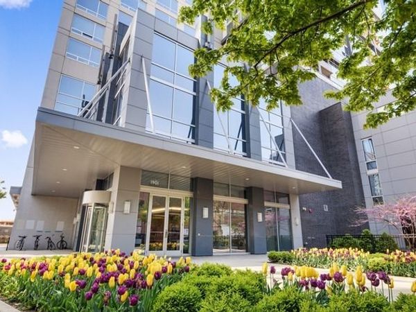 1901 S Calumet Avenue, Unit 2303, Chicago, IL 60616