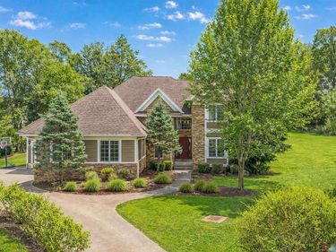 4881 Woods Edge Lane, Morgantown, WV 26508