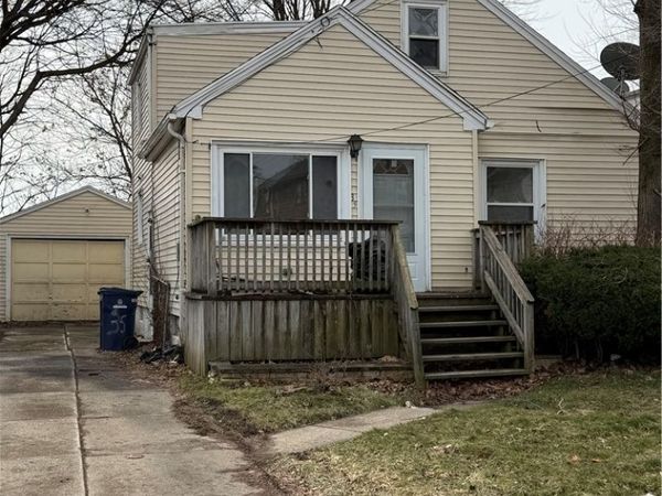 35 Hewitt Avenue, Buffalo, NY 14215