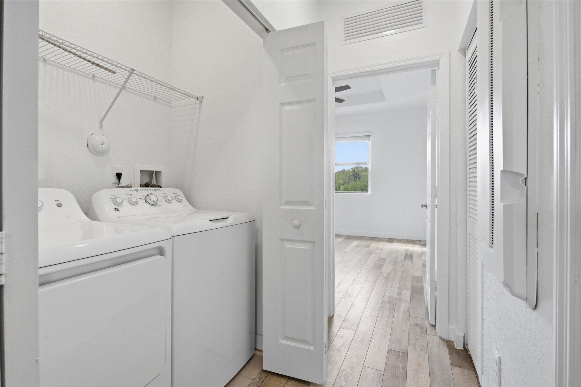 5884 Mustang Manor, Davie, FL 33314 Photo