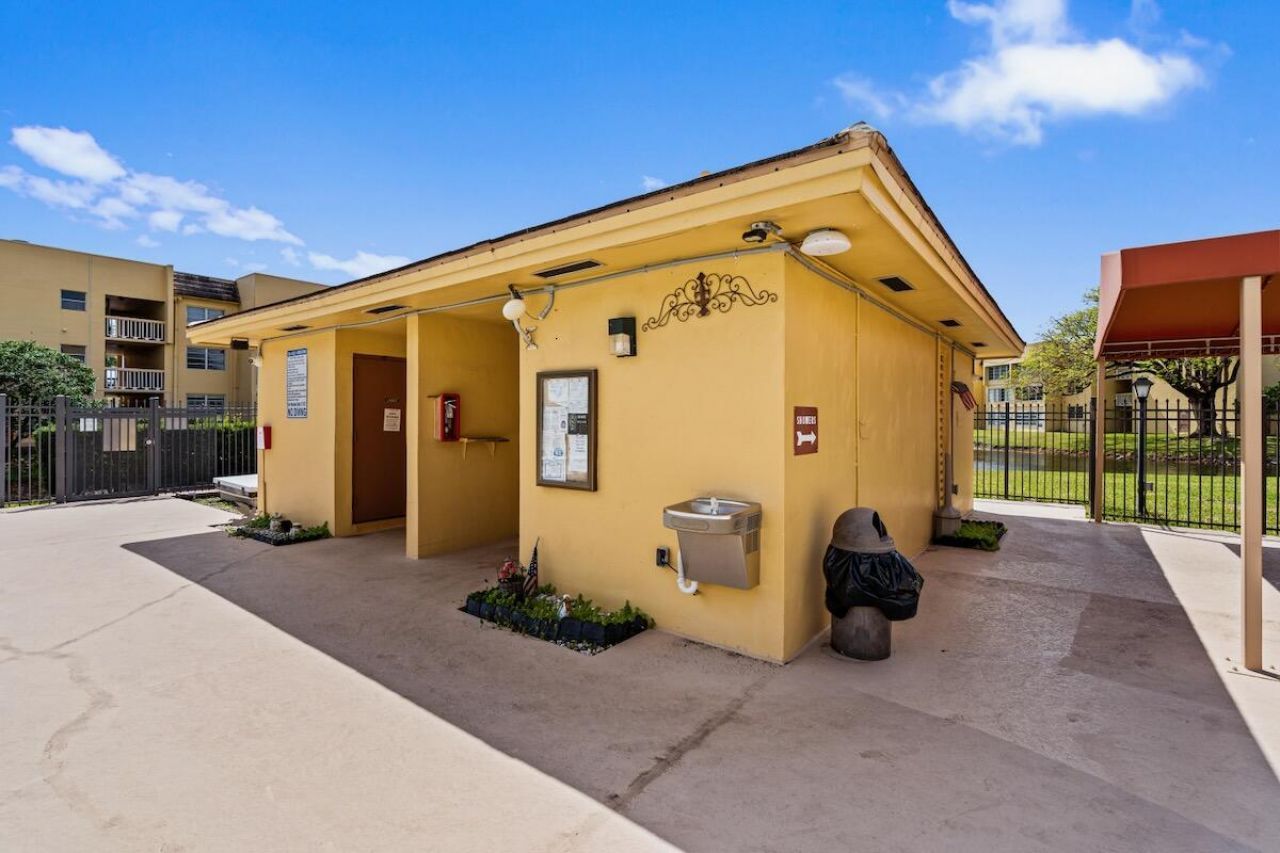 6300 NW 62nd Street, Unit 107, Tamarac, FL 33319 Photo