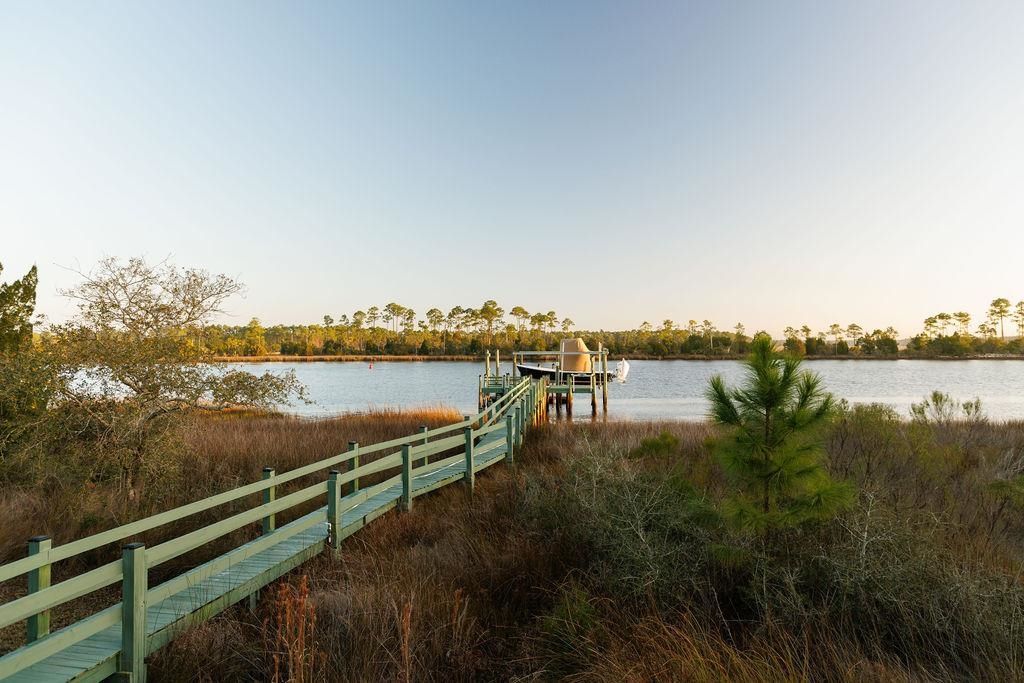 588 River Road, Carrabelle, FL 32322 Photo