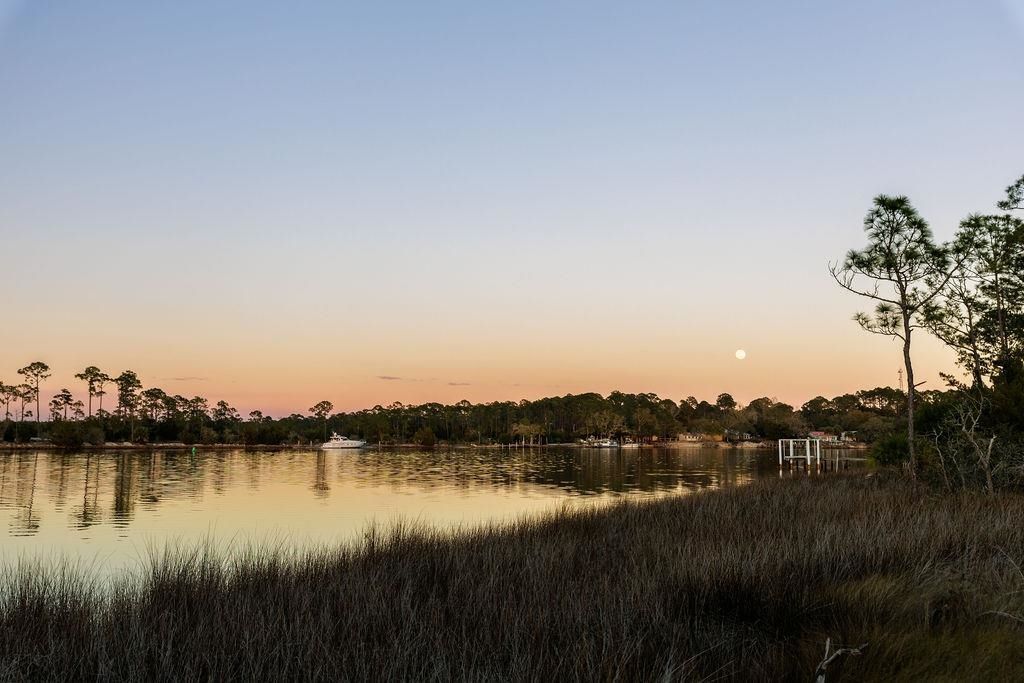 588 River Road, Carrabelle, FL 32322 Photo