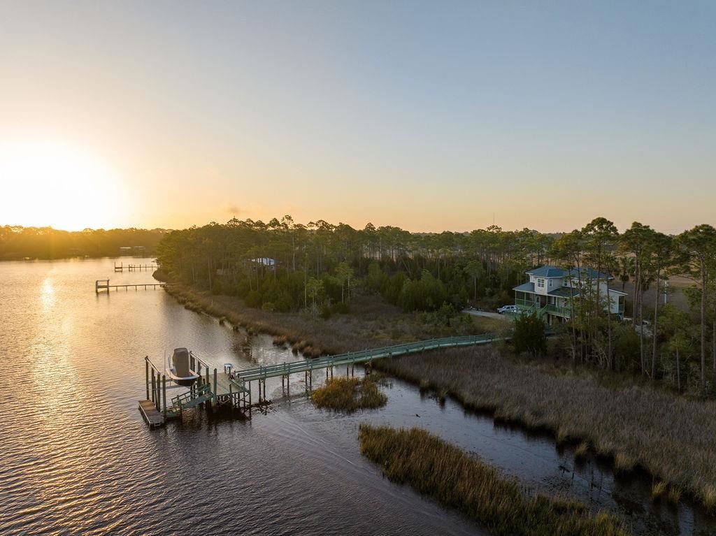 588 River Road, Carrabelle, FL 32322 Photo