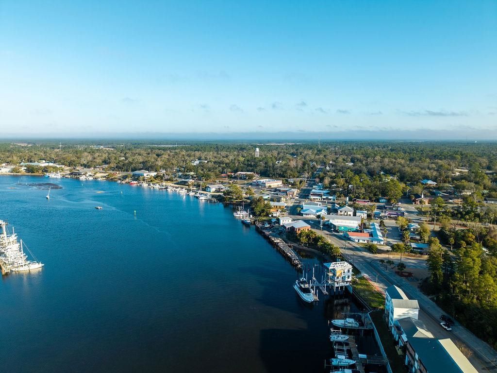 588 River Road, Carrabelle, FL 32322 Photo