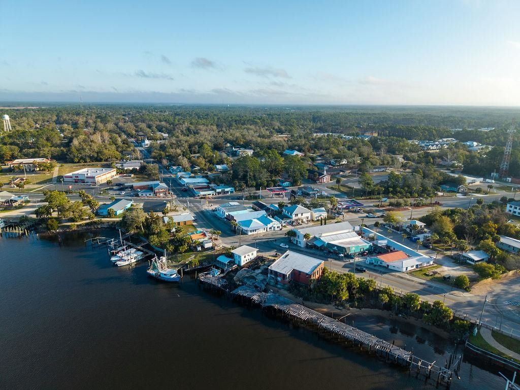 588 River Road, Carrabelle, FL 32322 Photo