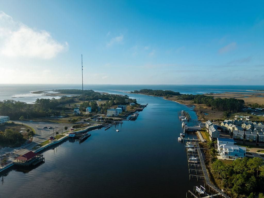 588 River Road, Carrabelle, FL 32322 Photo