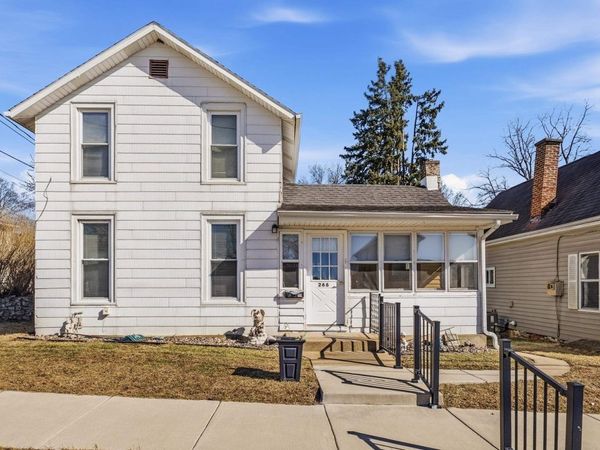 266 Beecher Street, East Dubuque, IL 61025