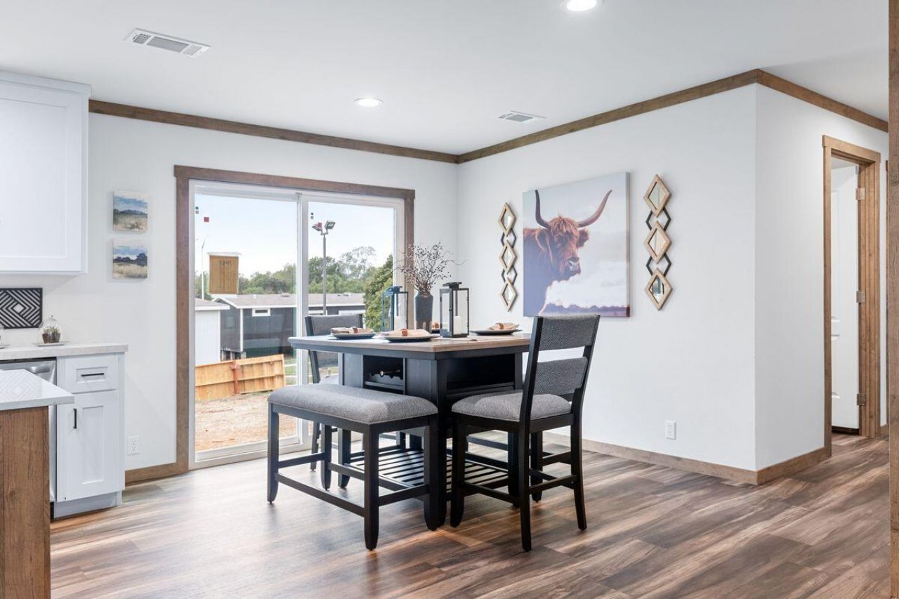 297 Tiger Lily Lane Photo 13