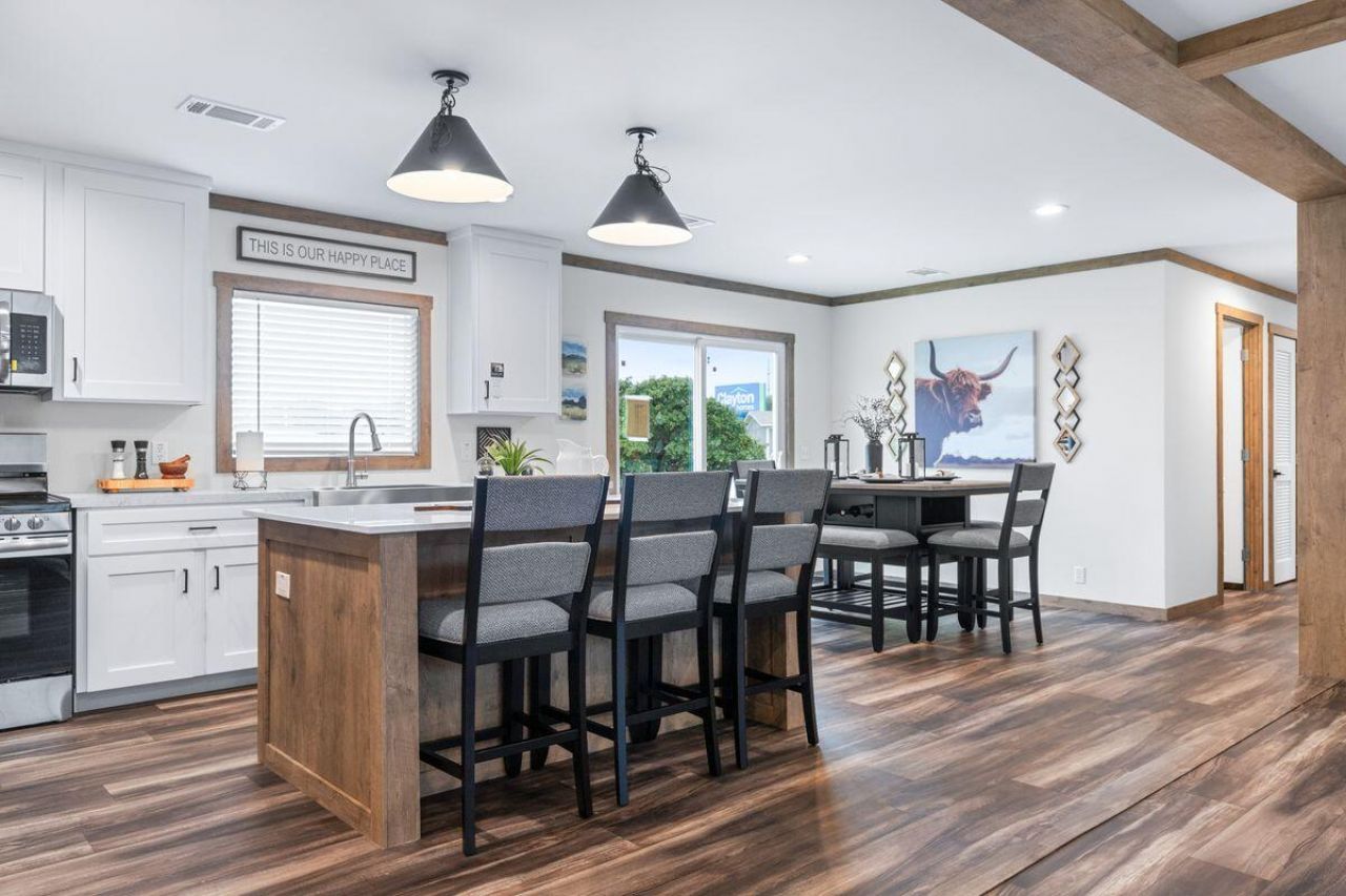 297 Tiger Lily Lane Photo 9