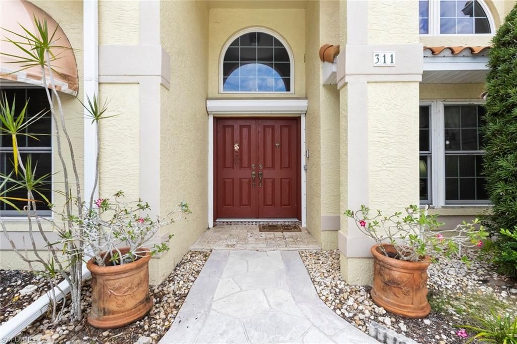 311 Henley Dr, Naples, FL 34104 Photo
