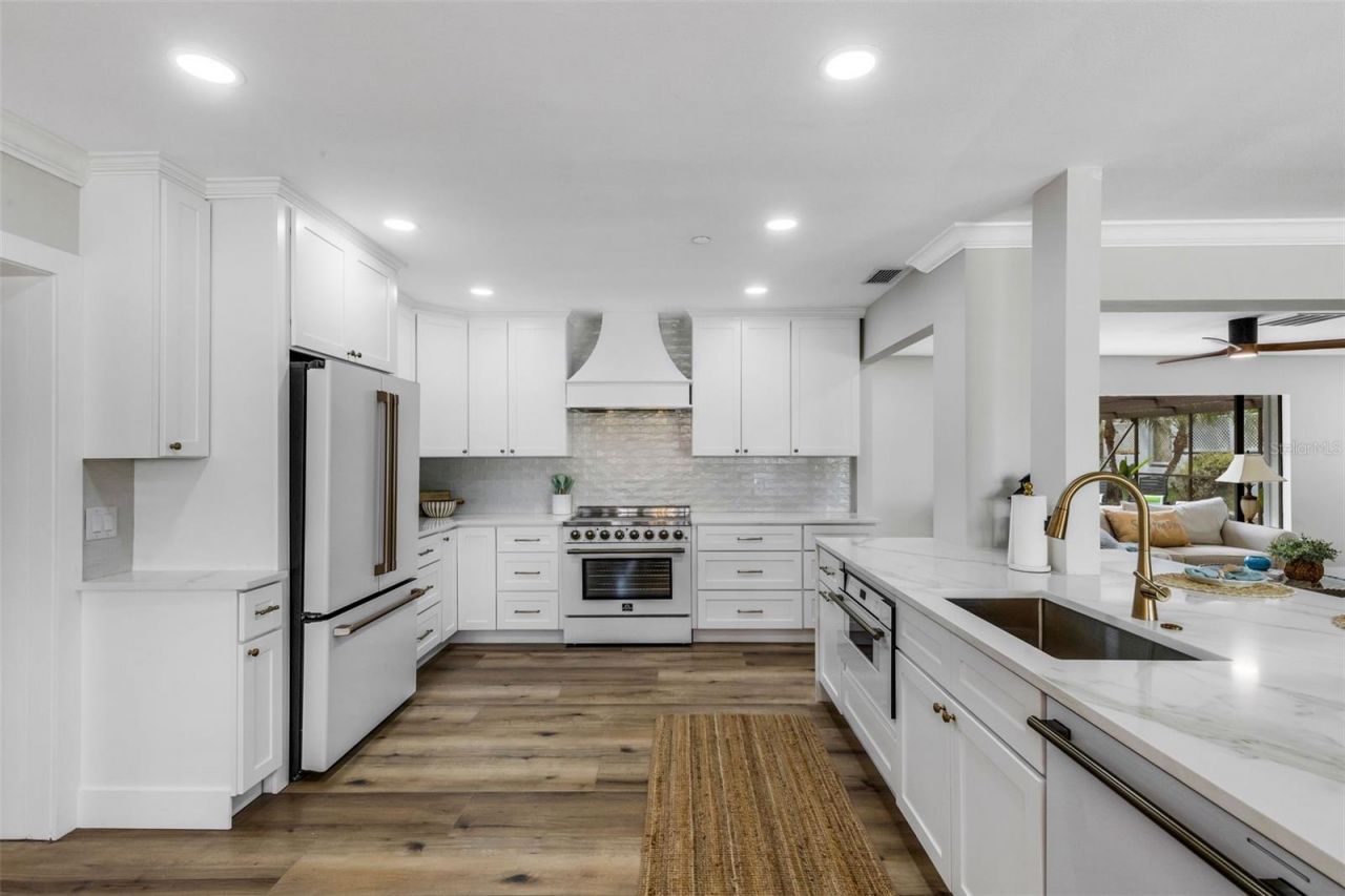 441 Bayshore Drive, Venice, FL 34285 Photo