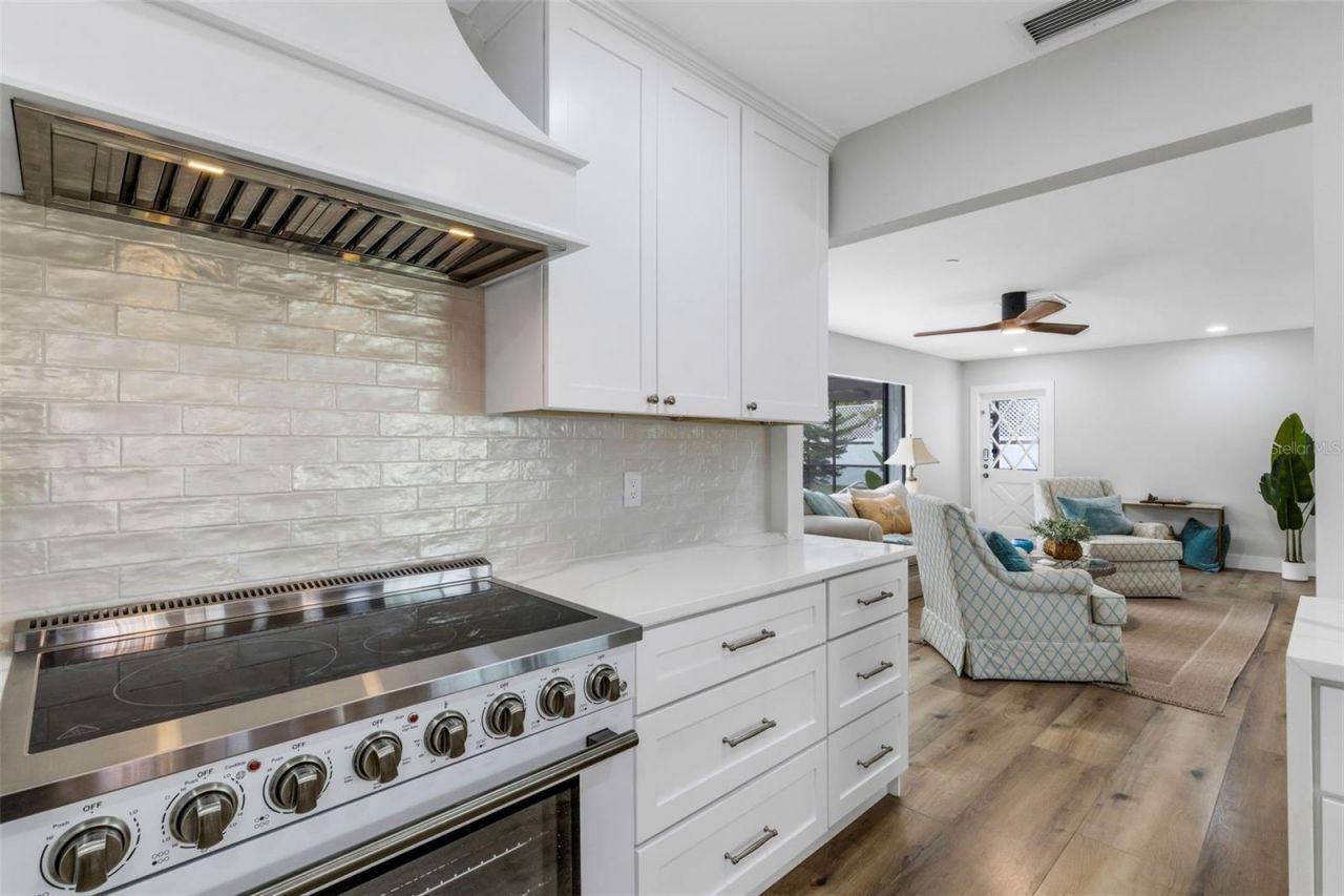 441 Bayshore Drive, Venice, FL 34285 Photo