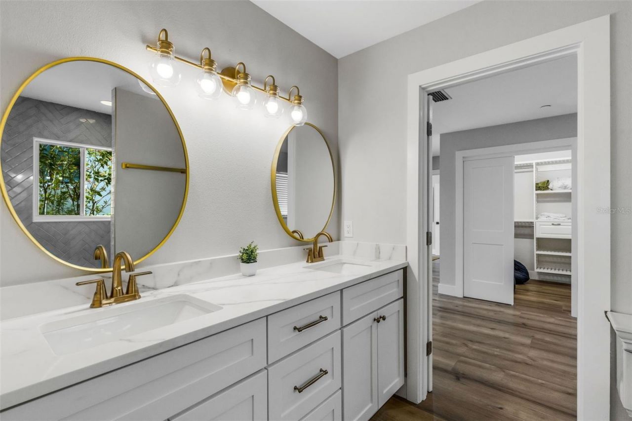 441 Bayshore Drive, Venice, FL 34285 Photo