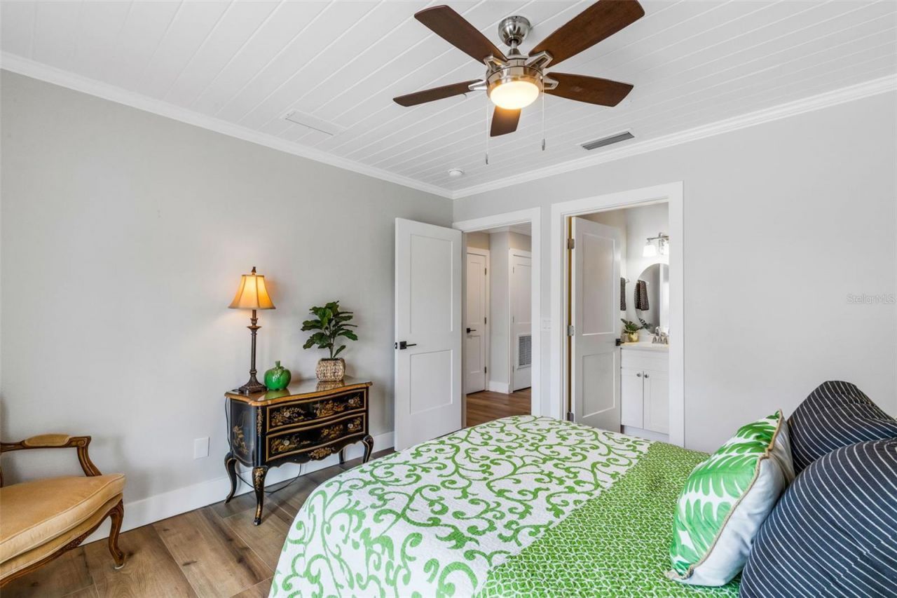 441 Bayshore Drive, Venice, FL 34285 Photo