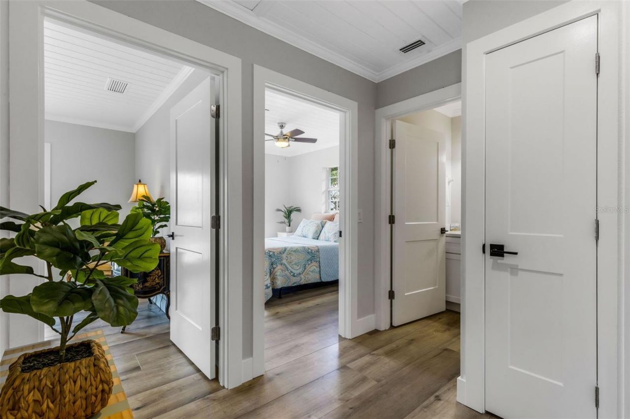441 Bayshore Drive, Venice, FL 34285 Photo