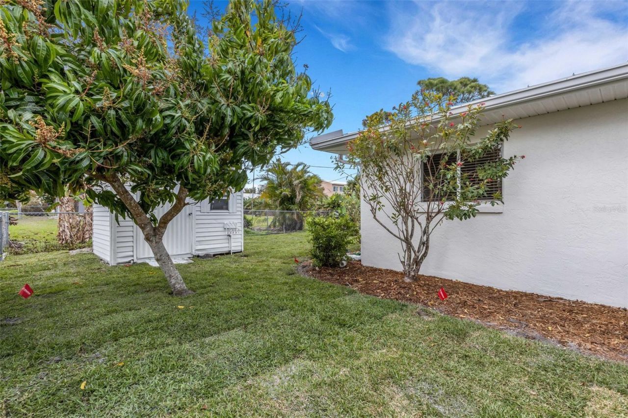 441 Bayshore Drive, Venice, FL 34285 Photo