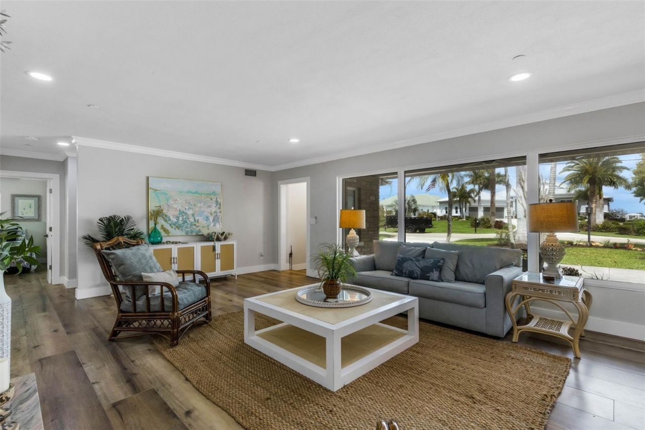 441 Bayshore Drive, Venice, FL 34285 Photo