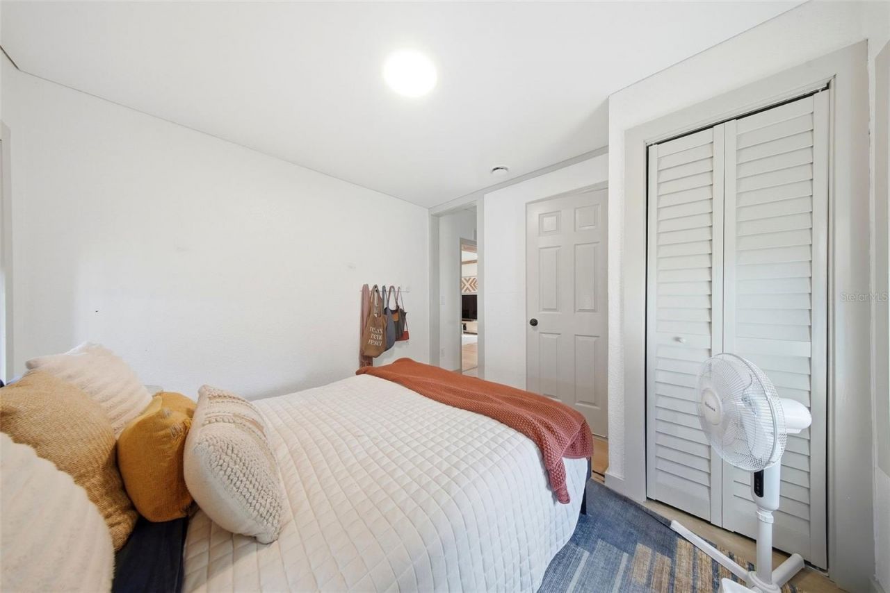 3036 Emerson Avenue S, Saint Petersburg, FL 33712 Photo