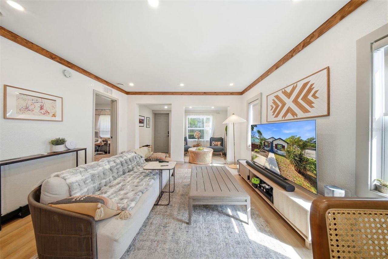 3036 Emerson Avenue S, Saint Petersburg, FL 33712 Photo