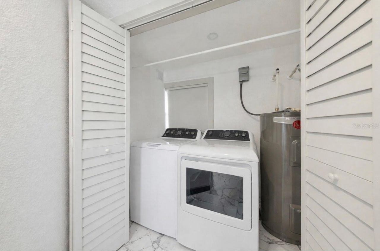 3036 Emerson Avenue S, Saint Petersburg, FL 33712 Photo