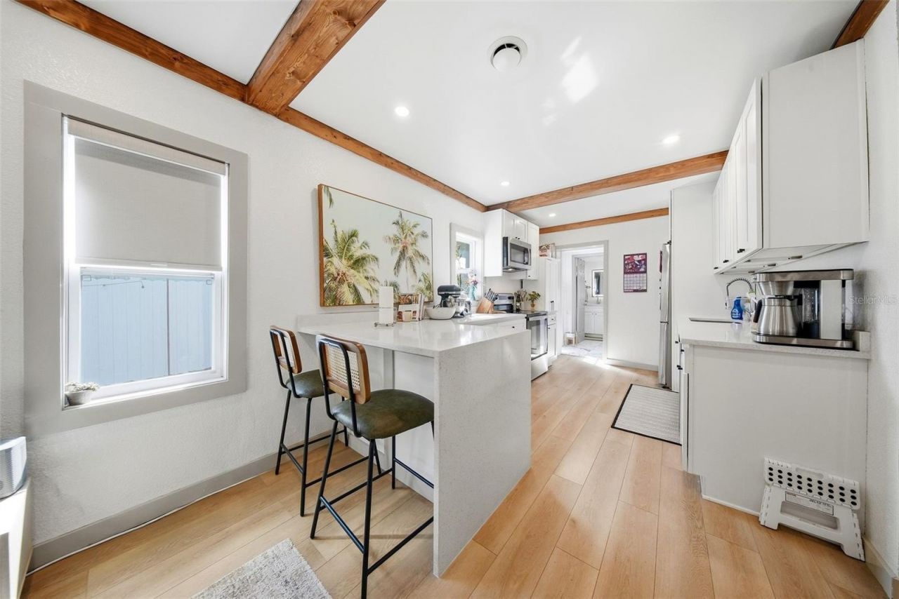 3036 Emerson Avenue S, Saint Petersburg, FL 33712 Photo