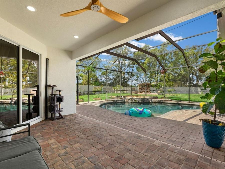 Property Image 40