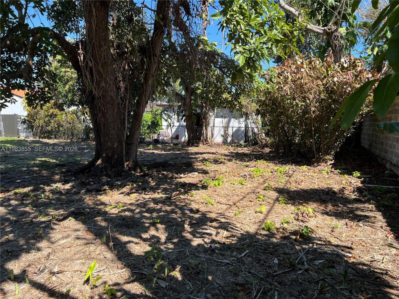 4420 SW 3rd St , Miami, FL 33134 Photo