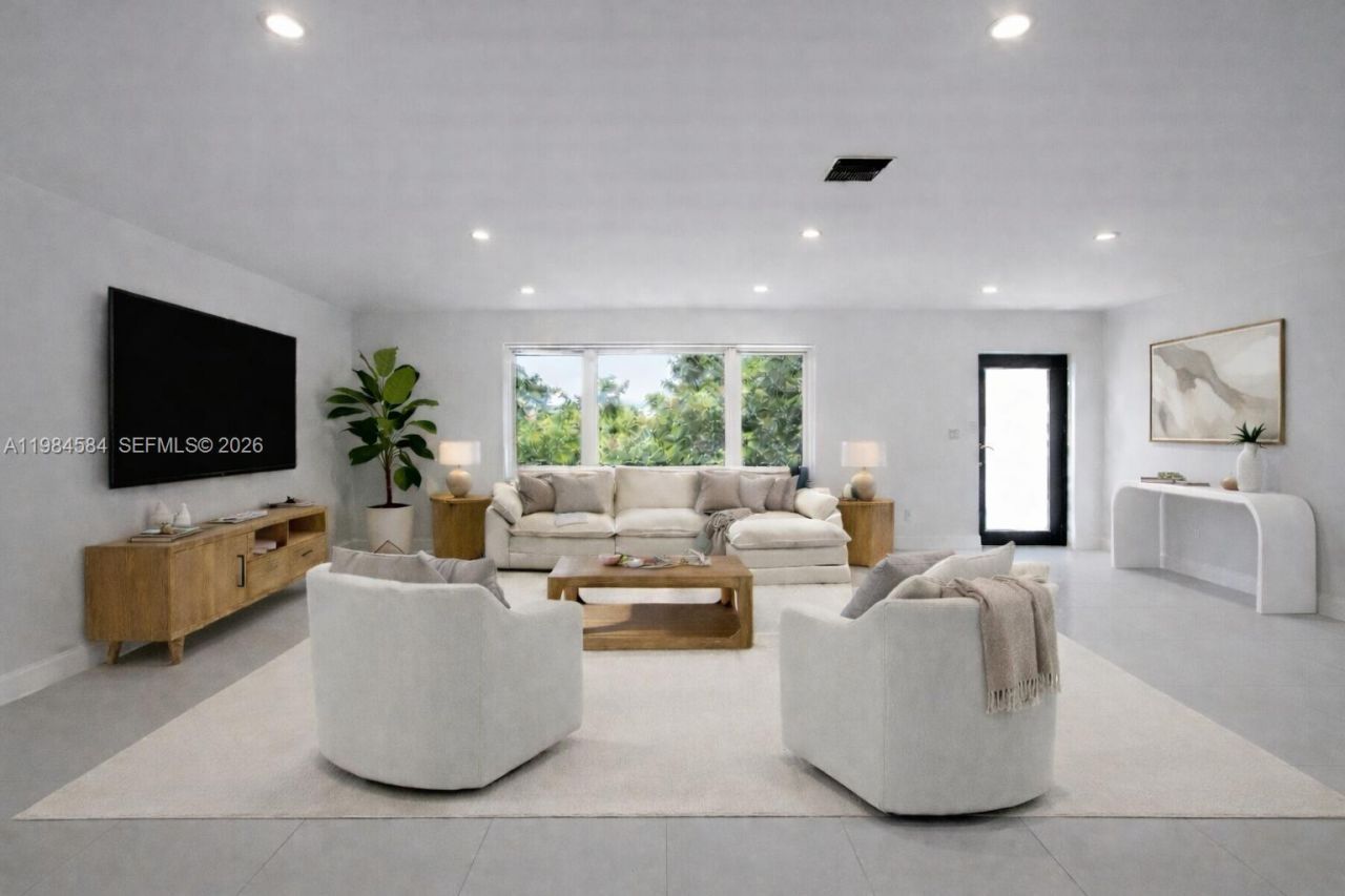 10 NW 100th St , Miami Shores, FL 33150 Photo